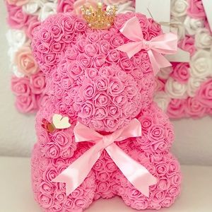 Roses bear